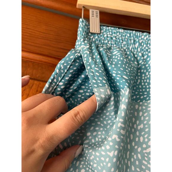 NWT Chubbies Men's The Whale Sharks 7" Classic Liner Swim Trunks Blue Size S - Picture 4 of 10